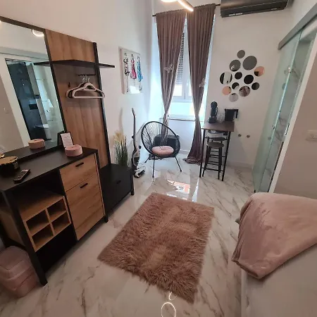 Premium Class Room Zadar Buitenkant foto